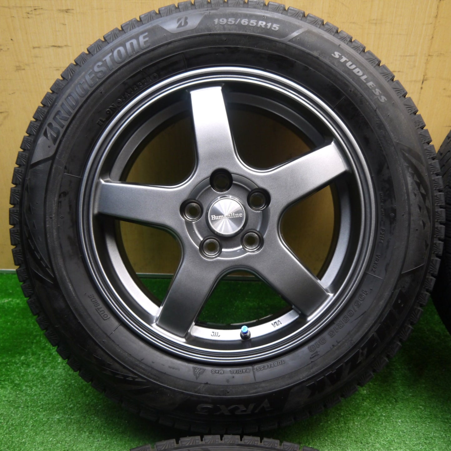 バリ溝！21年！キレイ！9.5分★プリウス 等 195/65R15 スタッドレス ブリヂストン ブリザック VRX3 Humanline ヒューマンライン 15インチ PCD100/5H★5111401KKス