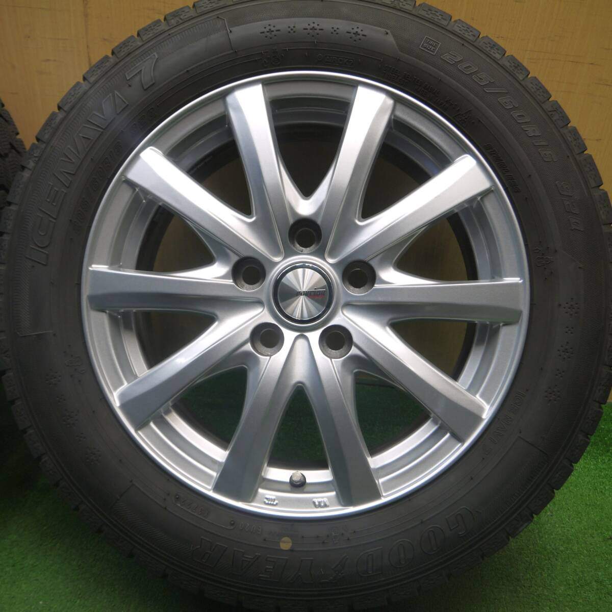 バリ溝！22年！キレイ！9分★スタッドレス 205/60R16 グッドイヤー アイスナビ7 ravrion RS01 ラブリオン 16インチ PCD114.3/5H★5020410Hス