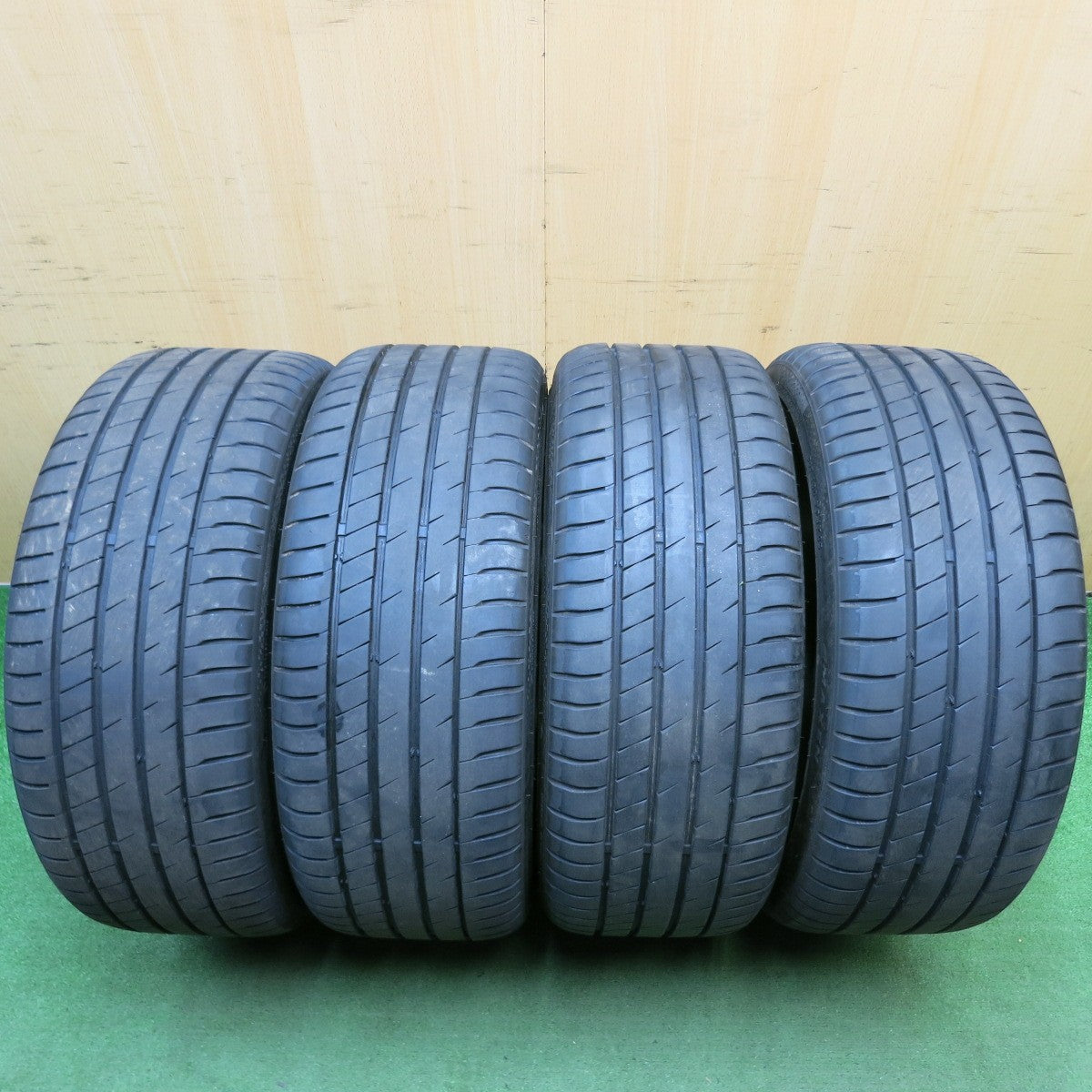 バリ溝！25年！9分★245/35R20 マクセン ターボ プロ HP DESIGN Nero HPデザイン ネロ 20インチ PCD114.3/5H★6050308HAノ
