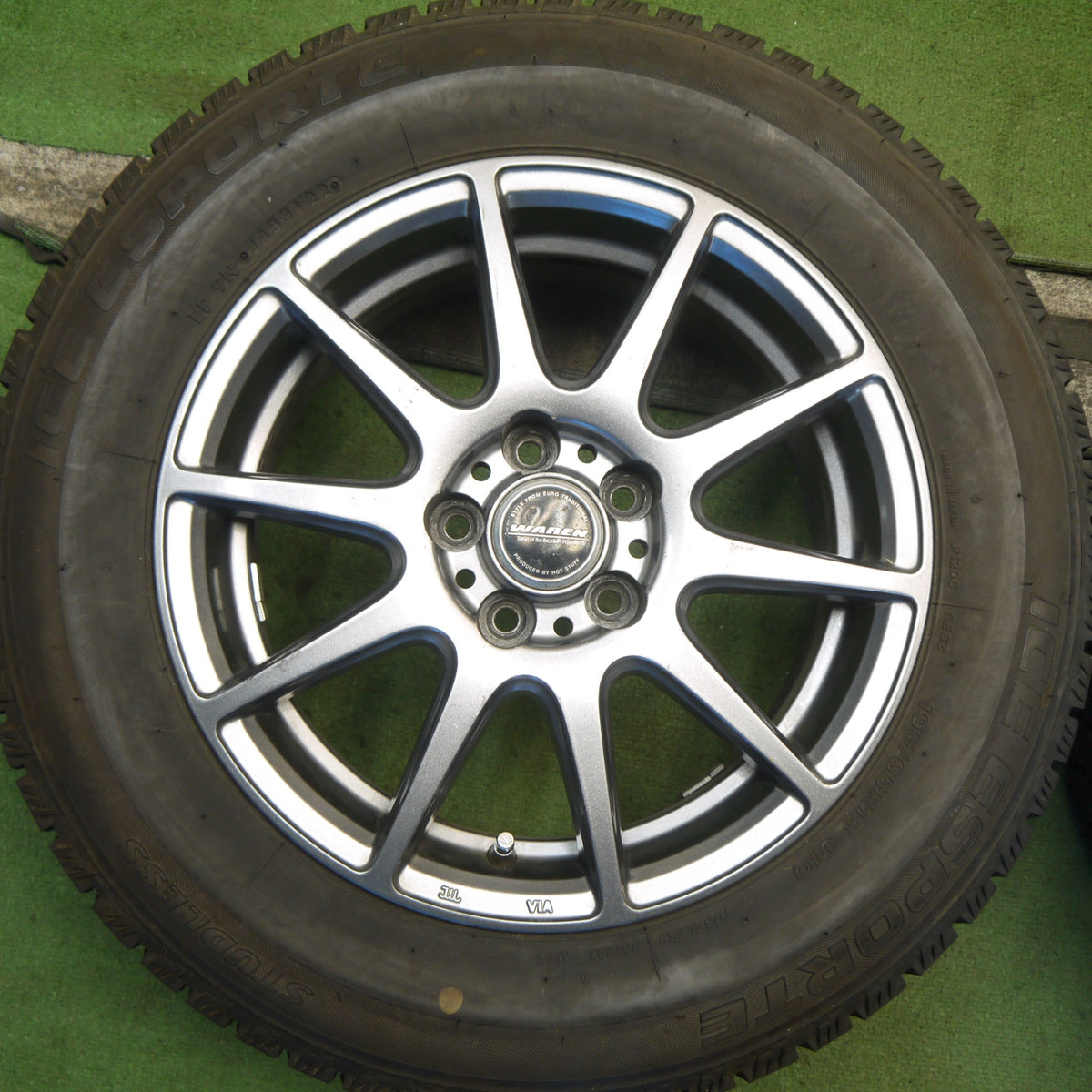 バリ溝！22年！9.5分以上◎プリウス 等 195/65R15 スタッドレス アイスエスポルテ WAREN ヴァーレン 15インチ PCD100/5H◎6090202Hス