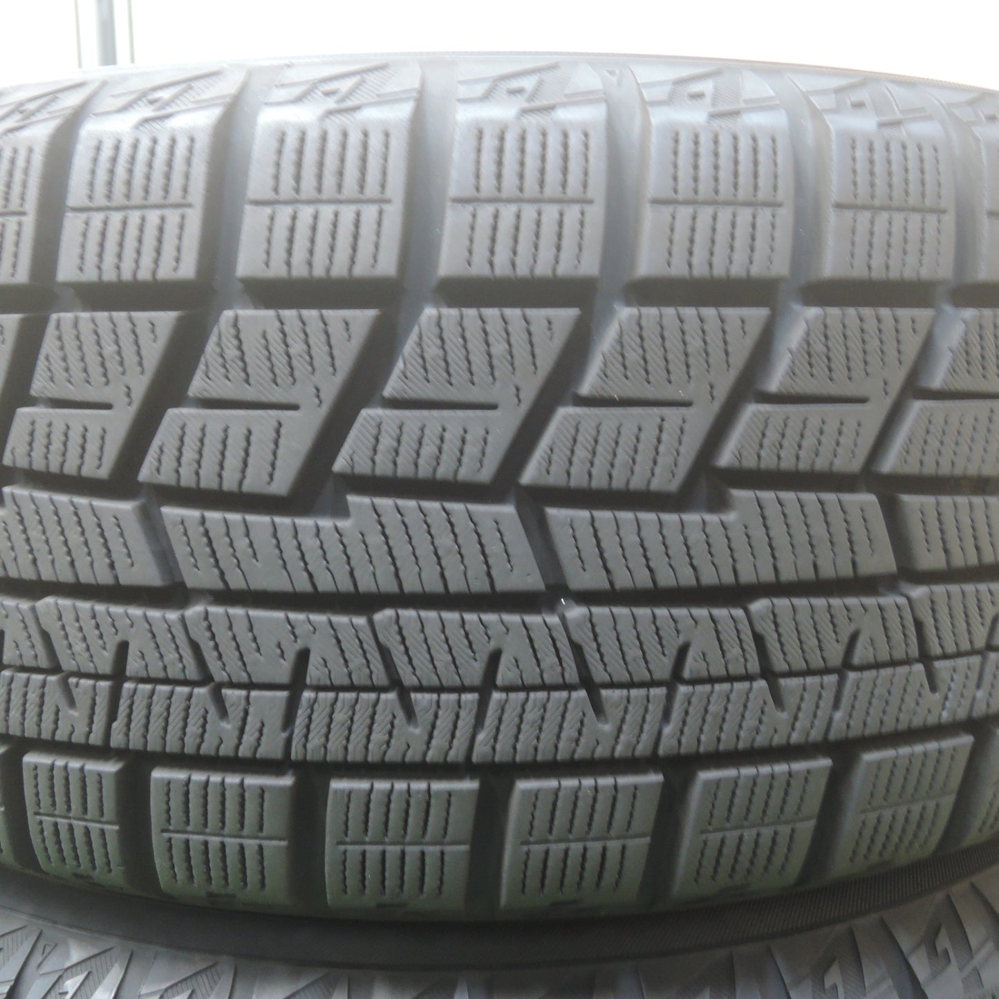 *送料無料* バリ溝！キレイ！9.5分以上★スタッドレス 195/55R16 ヨコハマ アイスガード iG60 JOKER ジョーカー 16インチ PCD114.3/5H★4032008SYス