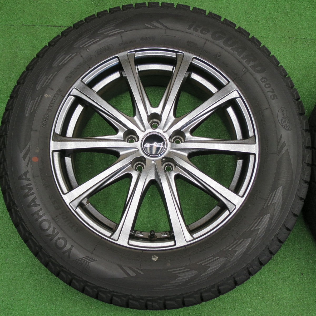 バリ溝！22年！キレイ！9.5分★スタッドレス 235/65R17 ヨコハマ アイスガード G075 EuroSpeed MANARAY SPORT ユーロスピード 17インチ PCD114.3/5H★6041208NKス