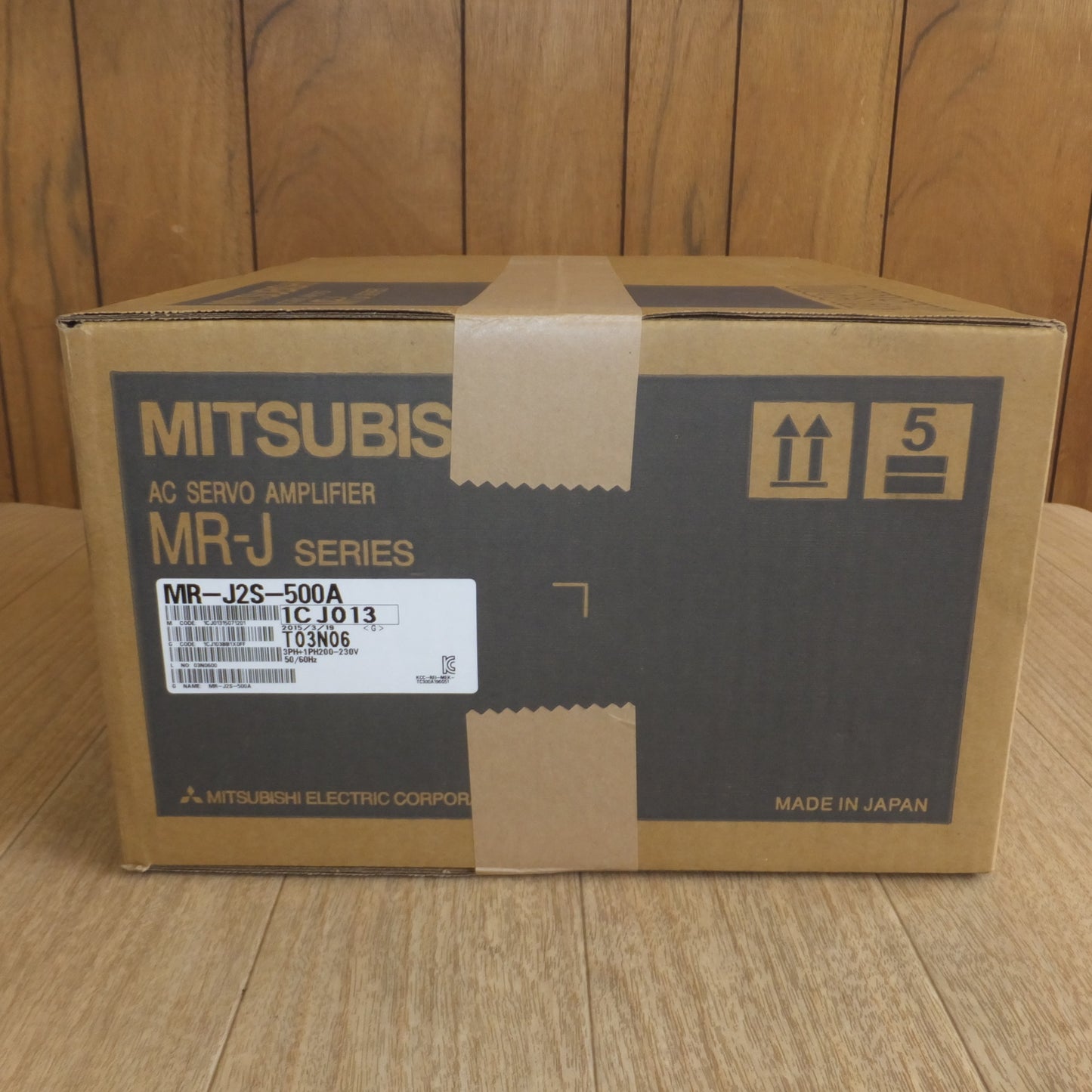 [送料無料] 未使用★三菱 MITSUBISHI サーボアンプ AC SERVO AMPLIFIER MR-J SERIES MR-J2S-500A(2)★