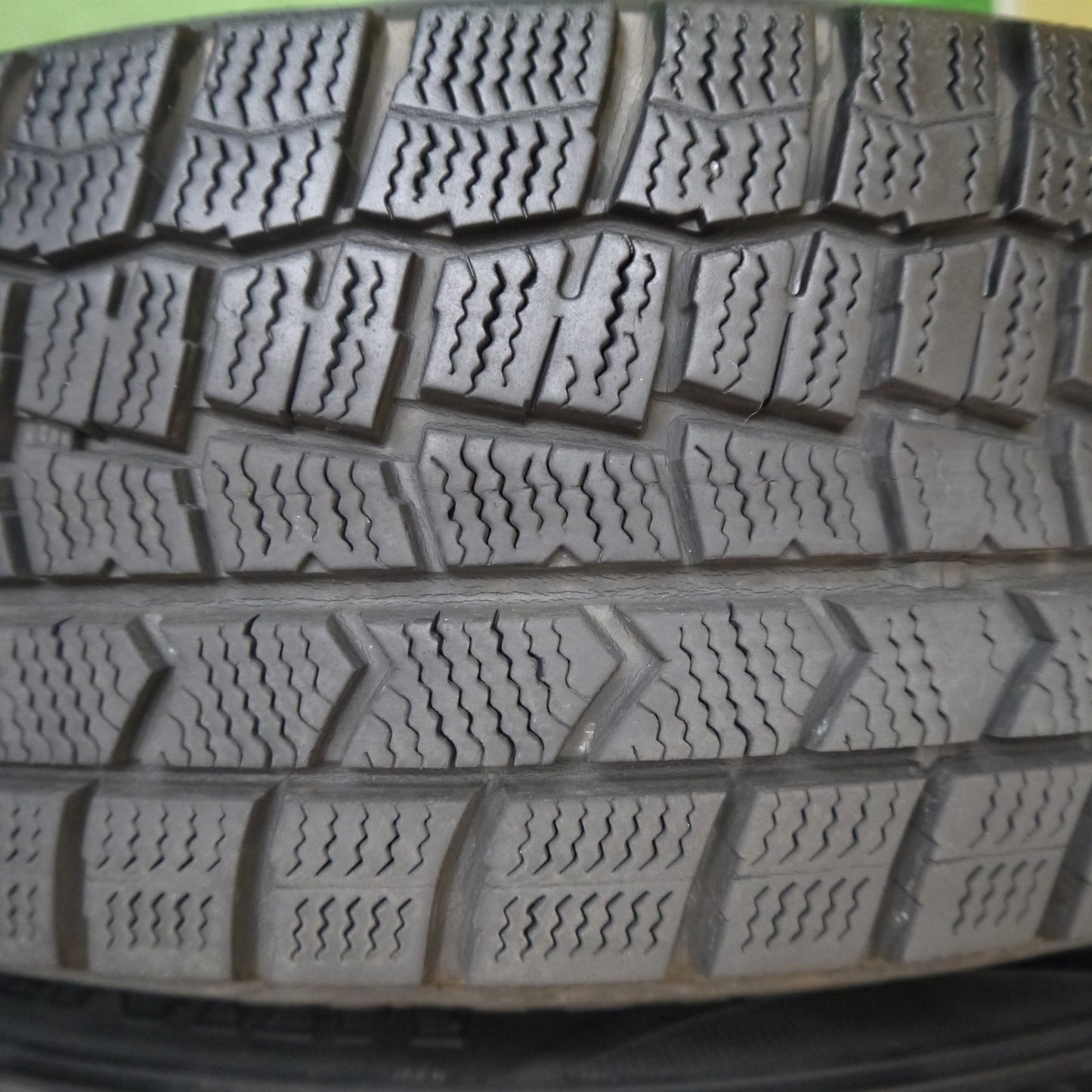 バリ溝！21年！キレイ！8.5分★スタッドレス 175/70R14 ダンロップ ウインターマックス WM02 Exceeder エクシーダー 14インチ PCD100/4H★5070704Hス