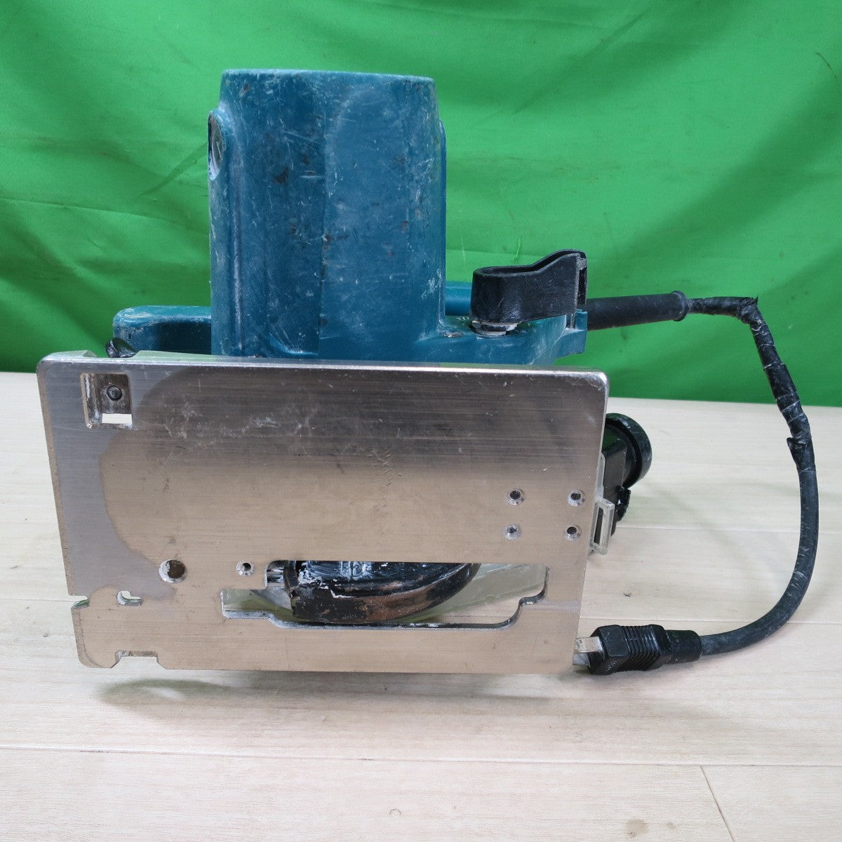 [送料無料] 2点まとめ売り☆マキタ 5型 防じん マルノコ 5045KB 100mm 防塵 丸のこ 5044KB 電動 工具 切断機 木工用 丸ノコ 丸鋸☆