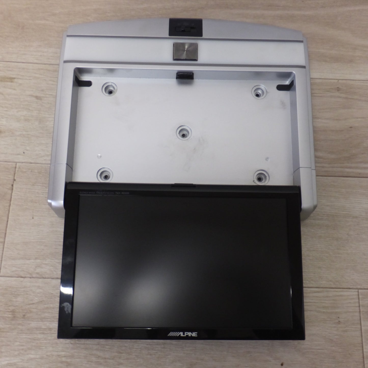 [送料無料] 現状品★アルパイン ALPINE 10.2型LED WVGAリアビジョン TMX-R2200/MG(19★