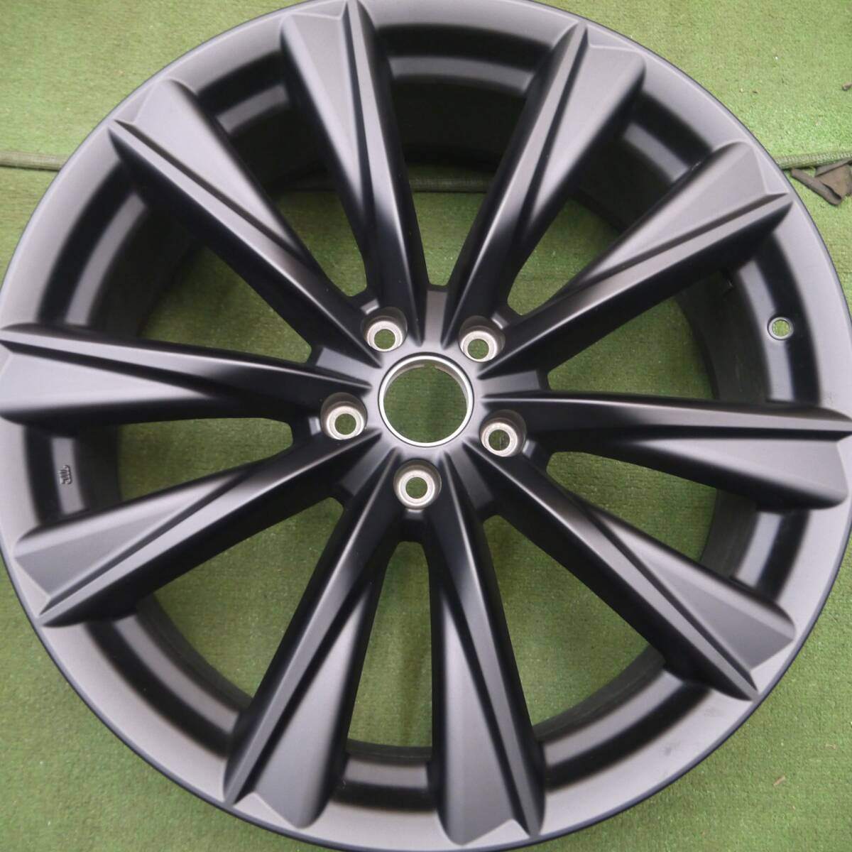 新車外し★レクサス RX500h Fスポーツ パフォーマンス 純正 ホイール 21インチ 21×8J PCD114.3/5H★4041905Hホ