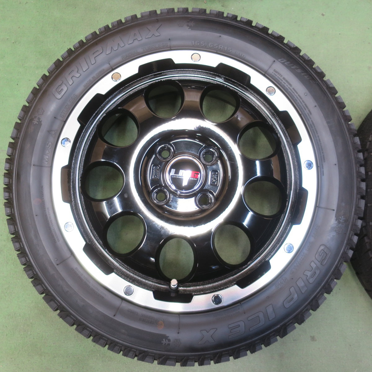ほぼ未使用！25年！キレイ◎スタッドレス 165/65R15 グリップマックス GRIP ICE X LEHRMEISTER GEAR レアマイスター 軽サイズ タフト 等 15インチ PCD100/4H◎6092911イス