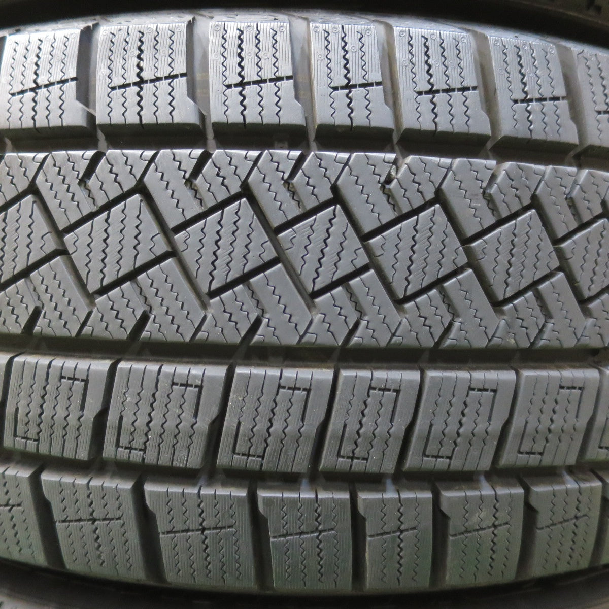 バリ溝！22年！9分★インプレッサ 等 205/55R16 スタッドレス ピレリ アイスゼロ アシンメトリコ Lufin 14SPOKE ラフィン 14スポーク 16インチ PCD100/5H★6010605イス