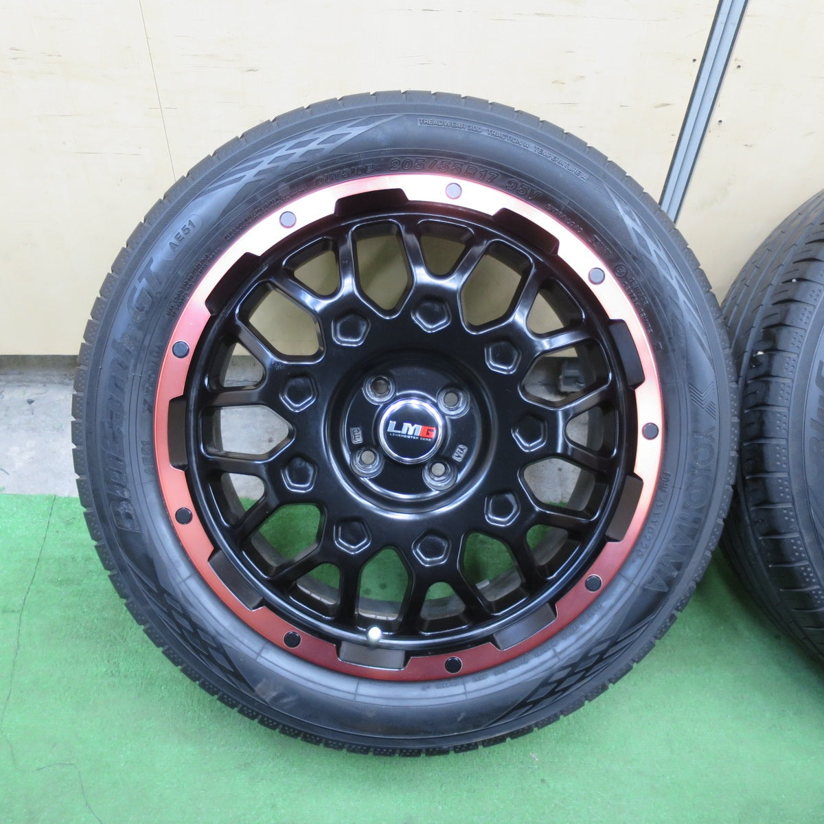 バリ溝！キレイ！9.5分★LMG LEHRMEISTER GEAR MS-9W 205/55R17 ヨコハマ BluEarth-GT AE51 レアマイスター ギア 17インチ PCD100/4H★6022403TTノ