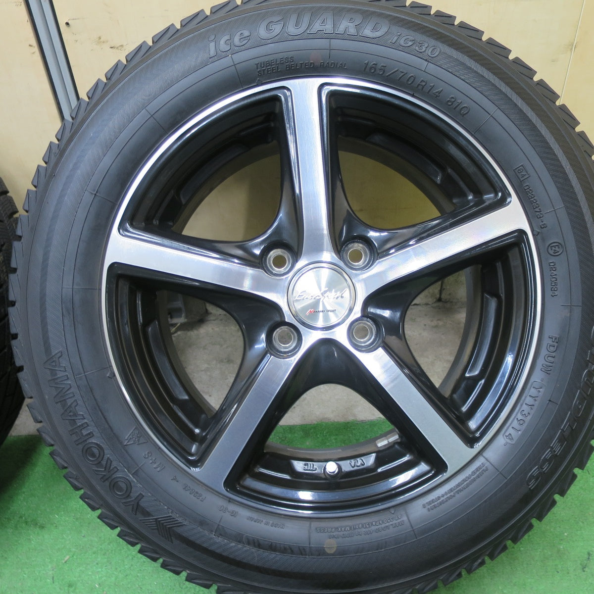 バリ溝！キレイ！9.5分★スタッドレス 165/70R14 ヨコハマ アイスガード iG30 EuroSpeed MANARAY SPORT 14インチ マナレイ PCD100/4H★5051702TTス