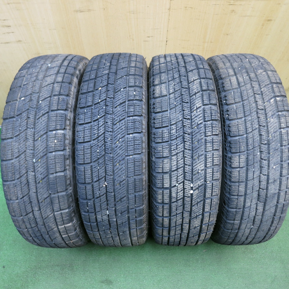 バリ溝！23年！9.5分◎スタッドレス 165/65R14 ナンカン アイスアクティバ AW-1 LAYCEA レイシア 14インチ ハスラー ソリオ 等 PCD100/4H◎6080405AKス