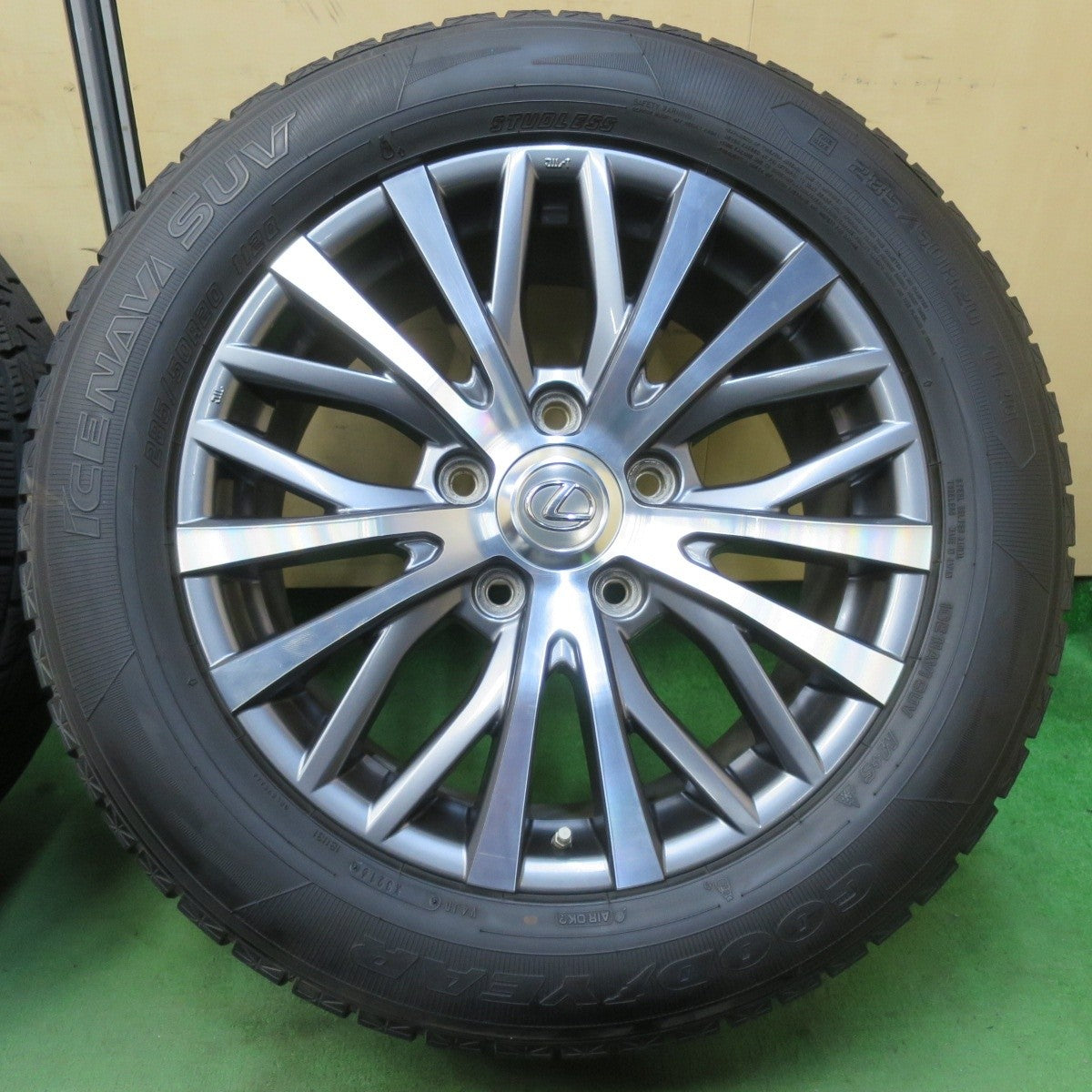 センサー付！バリ溝！キレイ！9.5分★レクサス LX 純正 285/50R20 スタッドレス グッドイヤー アイスナビ SUV 20インチ PCD150/5H★5040603IMス