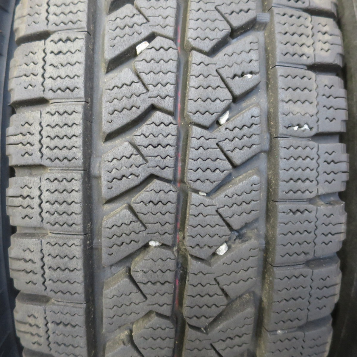 バリ溝！9分！6本★トラック タイヤ 215/70R17.5 118/116L スタッドレス ブリヂストン ブリザック W979 17.5インチ★6060105イスタ