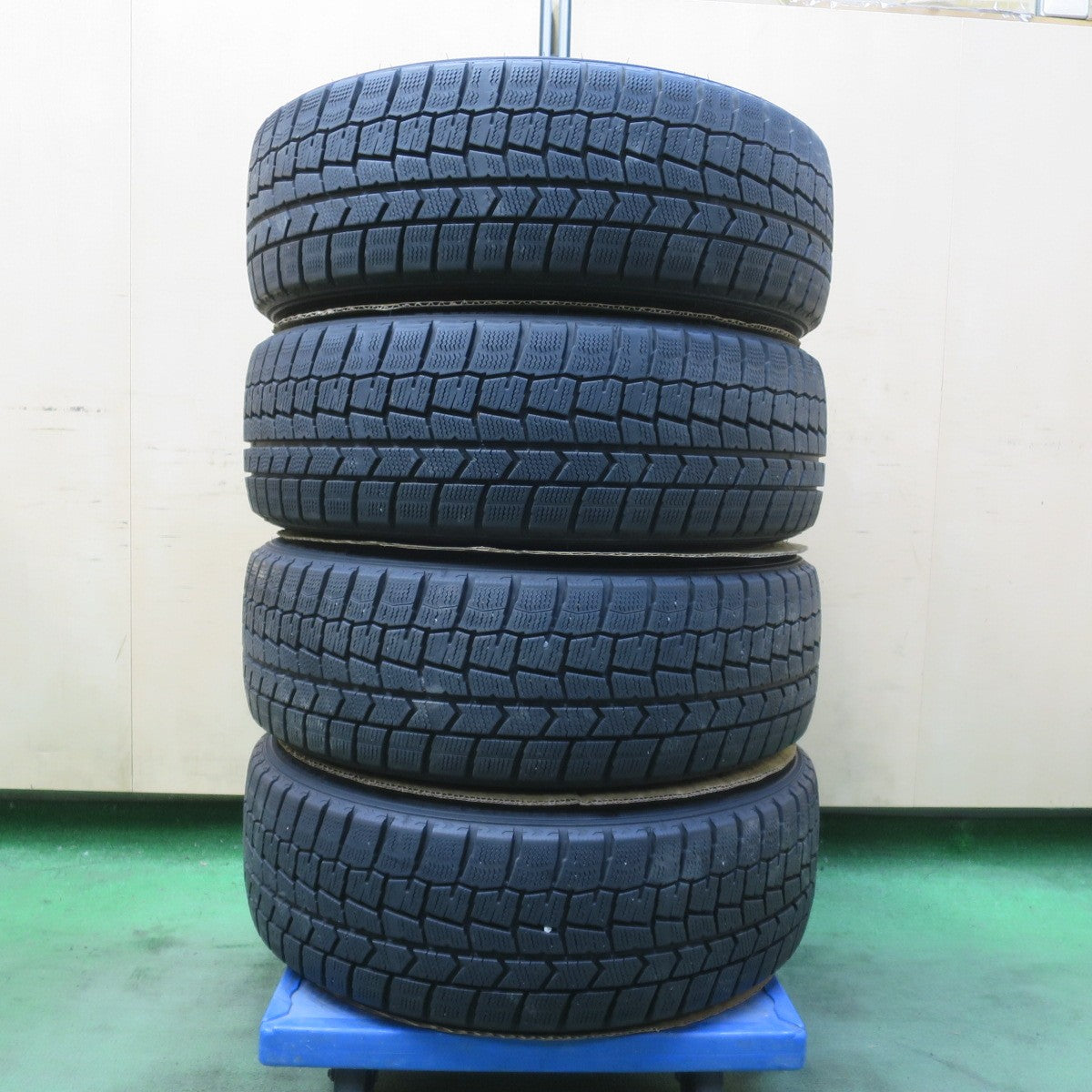 バリ溝！9分★スタッドレス ENKEI PF09 195/45R17 ダンロップ ウインターマックス WM02 エンケイ 17インチ PCD114.3/5H★6040908イス