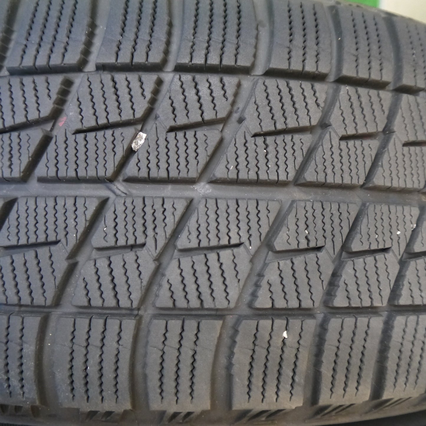 バリ溝！キレイ！9分★スタッドレス 215/55R17 ブリヂストン アイスパートナー TOPRUN トップラン 17インチ PCD114.3/5H★6051304Hス