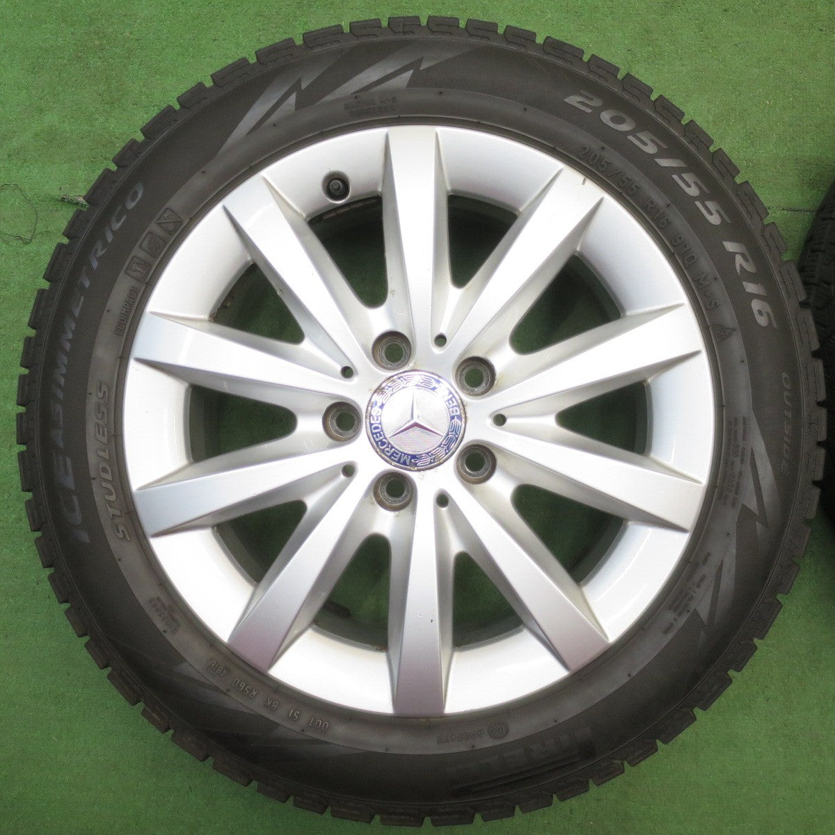 バリ溝！8.5分★ベンツ W246 Bクラス 純正 205/55R16 スタッドレス ピレリ アイスアシンメトリコ 16インチ PCD112/5H★6042801NJス