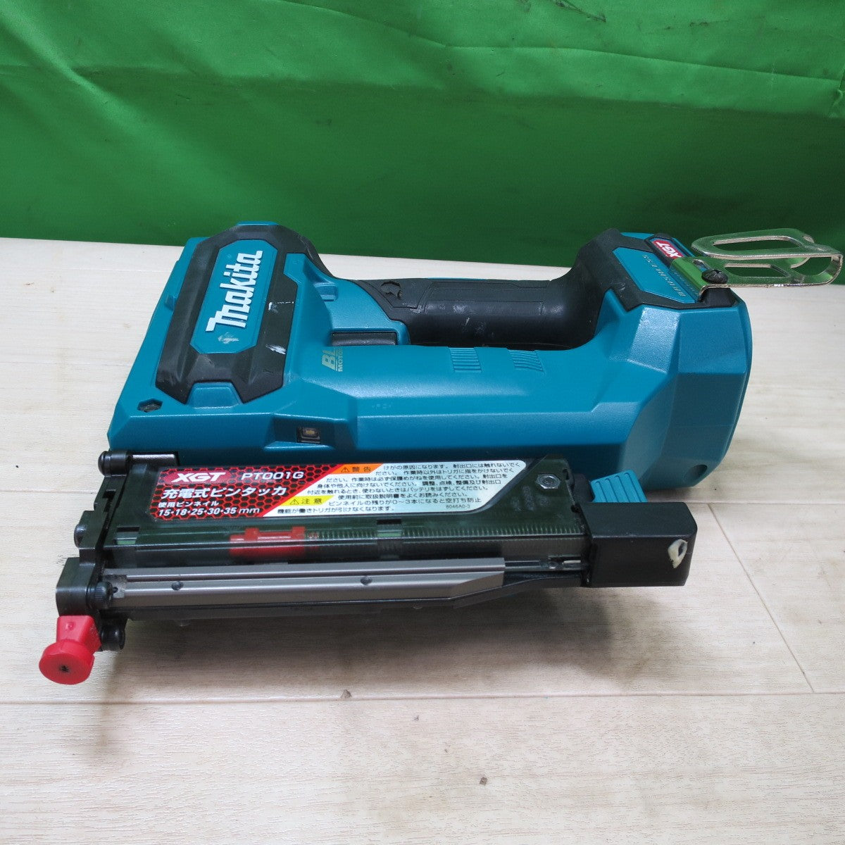 キレイ☆マキタ 充電式 ピン タッカ PT001GZK タッカー 本体 ケース のみ 電動 工具 makita 40V☆