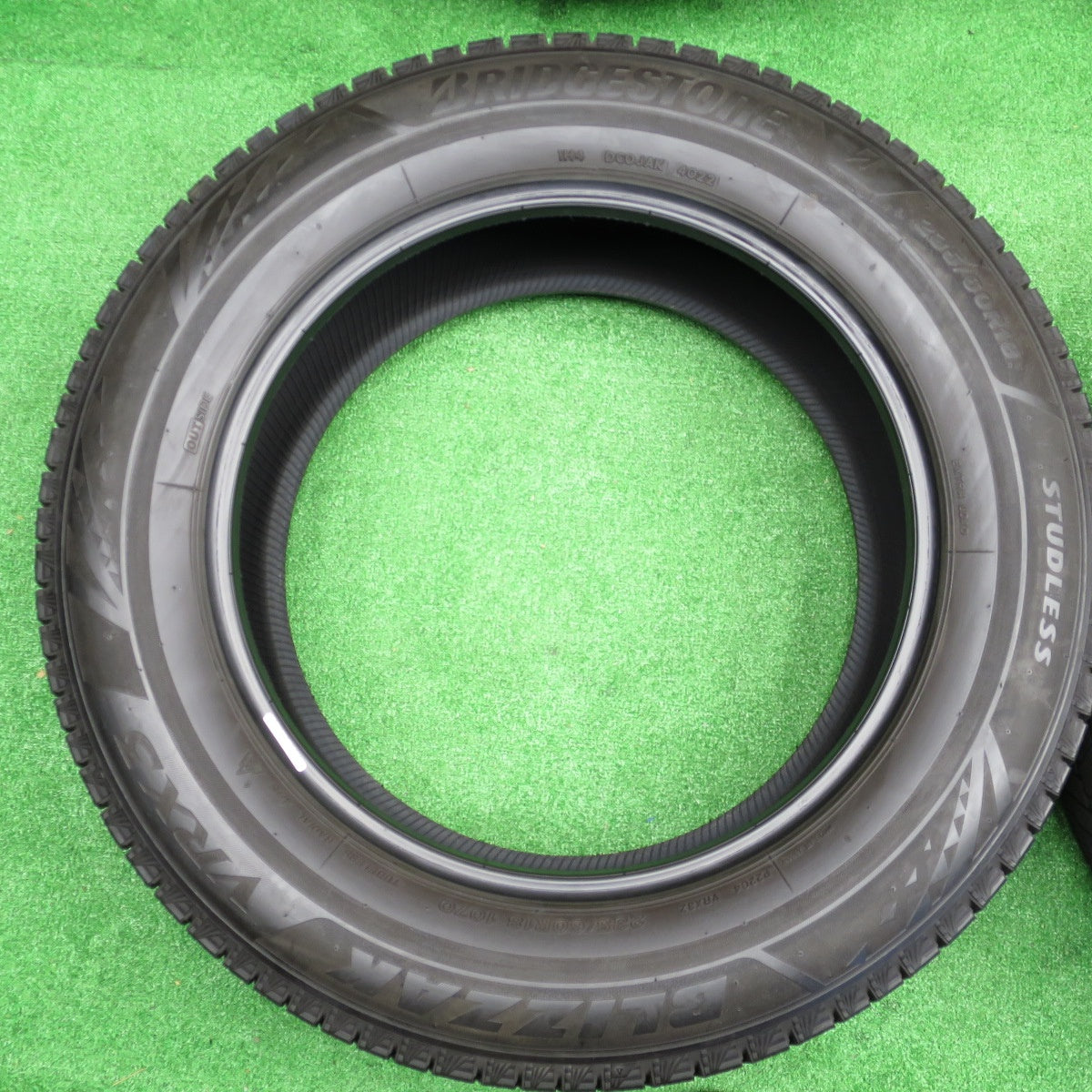 4本価格！22年★スタッドレス 235/60R18 ブリヂストン ブリザック VRX3 タイヤ 18インチ レクサス NX CX-60 CR-V 等★5122003NKスタ