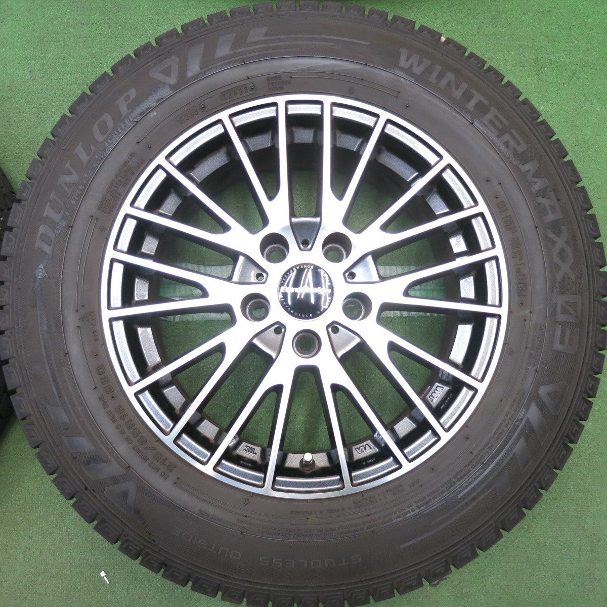 バリ溝！23年！9.5分◎スタッドレス 215/65R16 ダンロップ ウインターマックス 03 Eurodesign CALWER ユーロデザイン カルヴァー 16インチ PCD114.3/5H◎6100307HAス