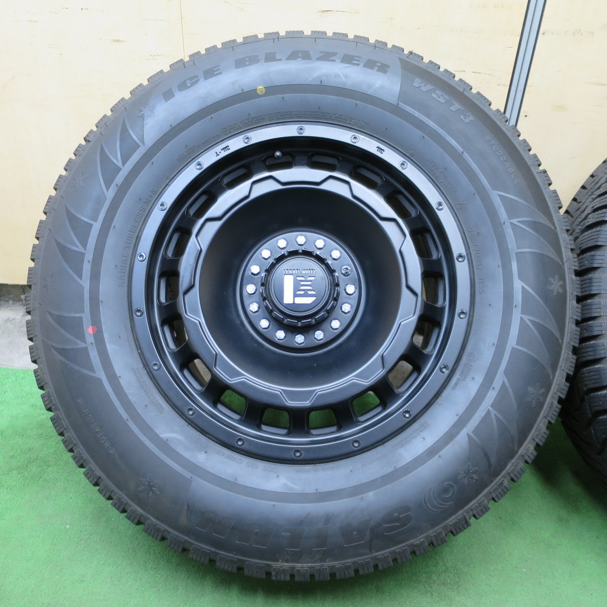 バリ溝！23年！キレイ！9分★スタッドレス 265/70R17 サイルン ICE BLAZER WST3 LEXXEL WHEEL レクセル 17インチ PCD139.7/6H★6060301NGス