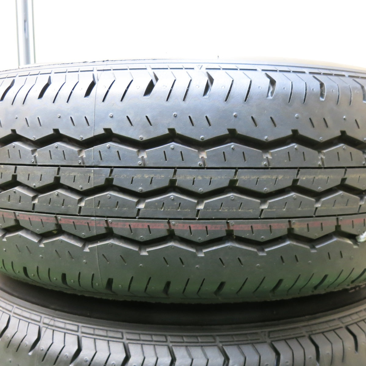 [送料無料] 新車外し！24年★トヨタ 200系 ハイエース 純正 スチール 195/80R15 107/105S ブリヂストン エコピア RD613 15インチ PCD139.7/6H★5022808SYノ