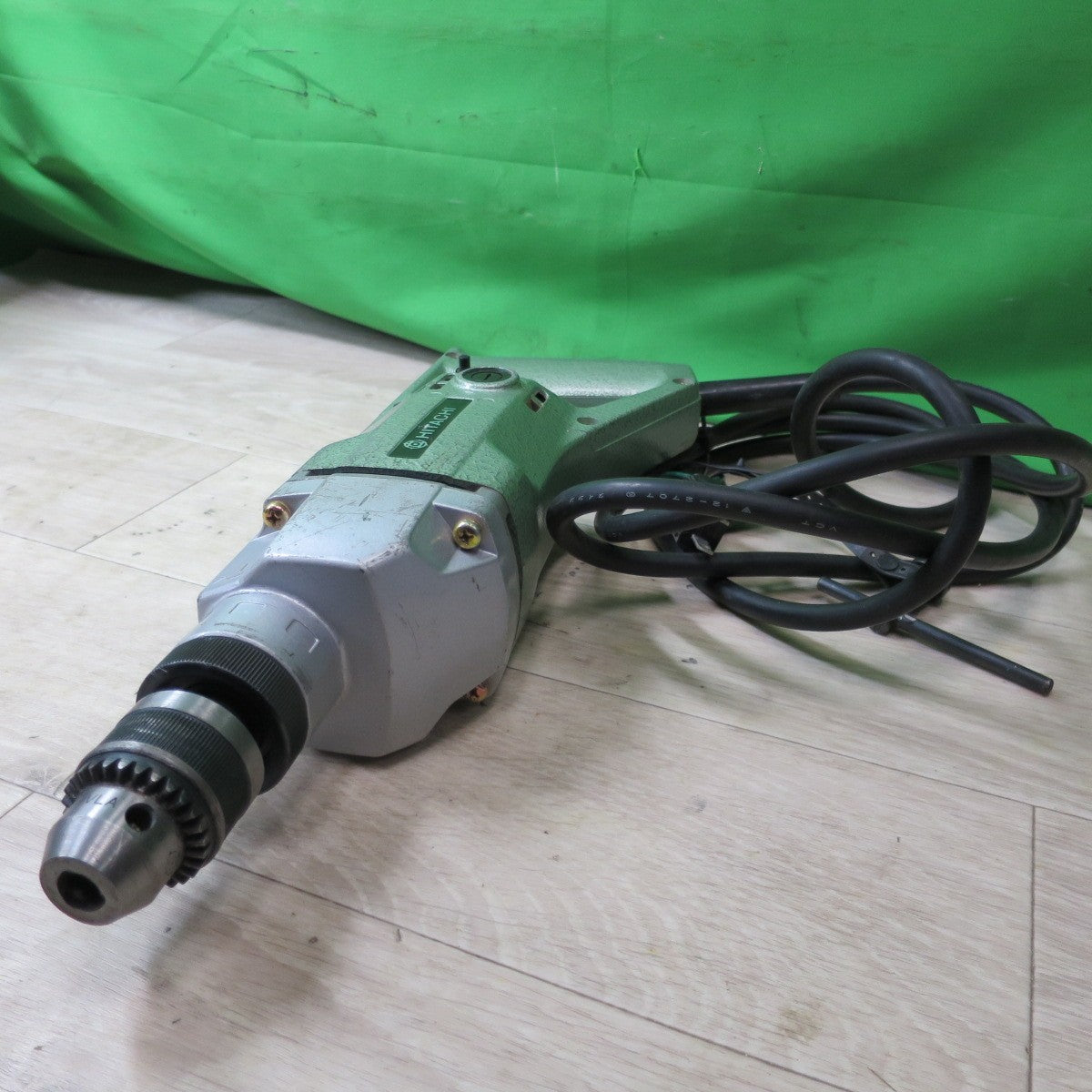 [送料無料] キレイ☆日立工機 12mm 振動 ドリル 100V DV12 ケース付き HITACHI 電動 工具☆