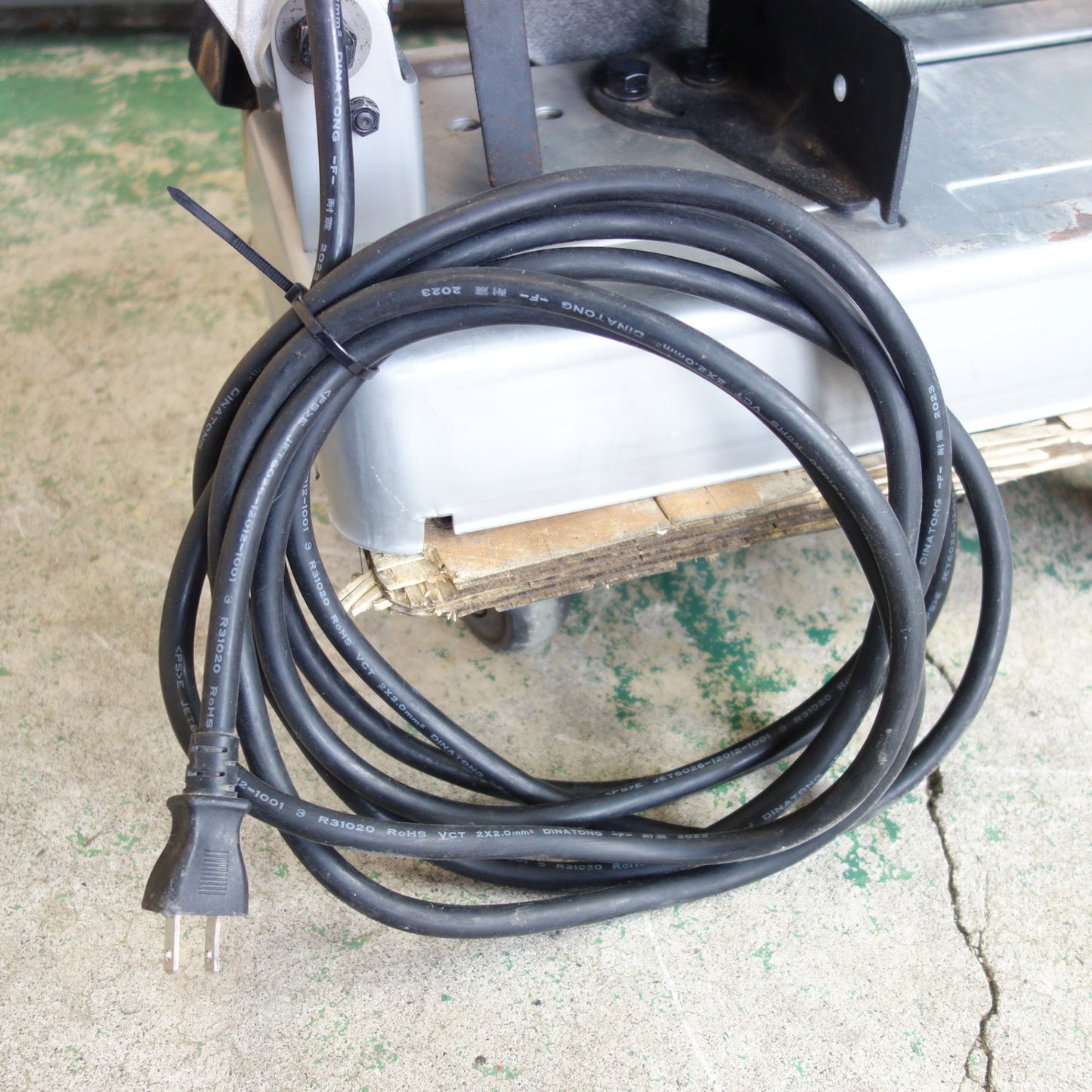 [送料無料] ☆マキタ 355mm 切断機 LW1401 電動 工具 高速 カッター makita☆