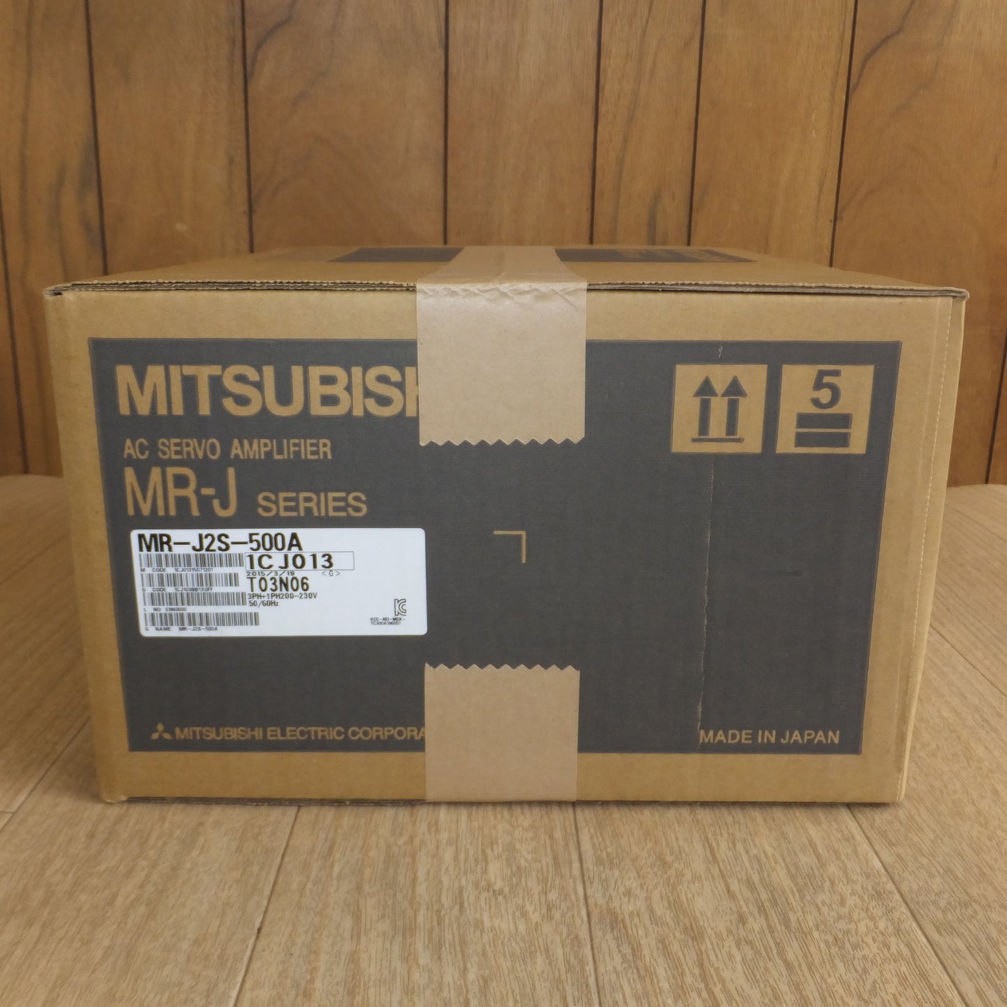 [送料無料] 未使用★三菱 MITSUBISHI サーボアンプ AC SERVO AMPLIFIER MR-J SERIES MR-J2S-500A(2)★