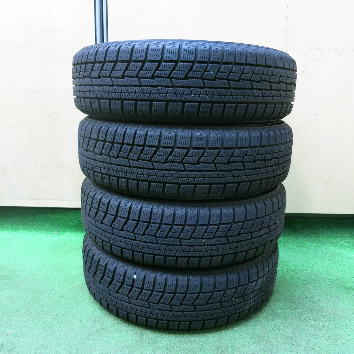 [送料無料] バリ溝！21年！キレイ！9分★スタッドレス 155/65R14 ヨコハマ アイスガード iG60 VELVA CHARGE ヴェルヴァ 14インチ PCD100/4H★4111912SYス