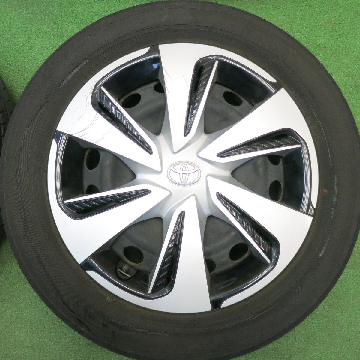 キレイ！23年★トヨタ 170系 シエンタ 純正 スチール 185/60R15 ヨコハマ ブルーアース AE01F 15インチ PCD100/5H★6041205HAノ