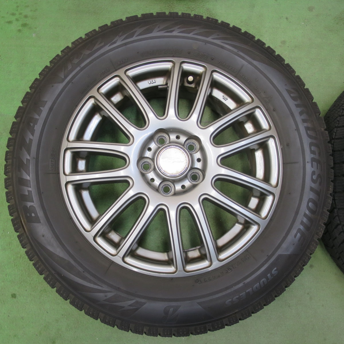 4本価格★プリウス 等 195/65R15 スタッドレス ブリヂストン ブリザック VRX2 E spider 社外 アルミ 15インチ PCD100/5H★6021707イス