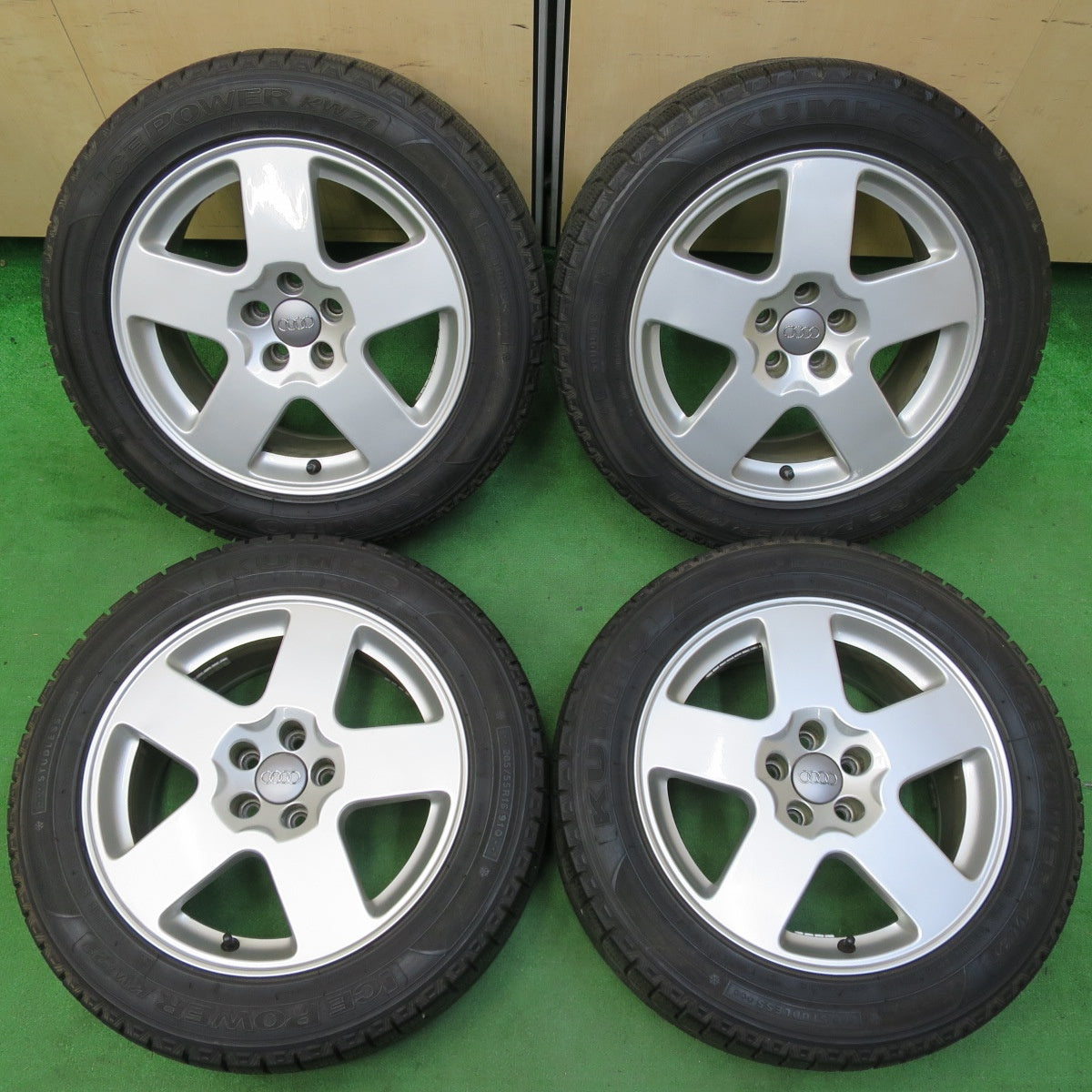 *送料無料* バリ溝！キレイ！9分★アウディ TT N8 純正 SPEEDLINE製 205/55R16 スタッドレス クムホ アイスパワー KW21 PCD100/5H★4071802イス