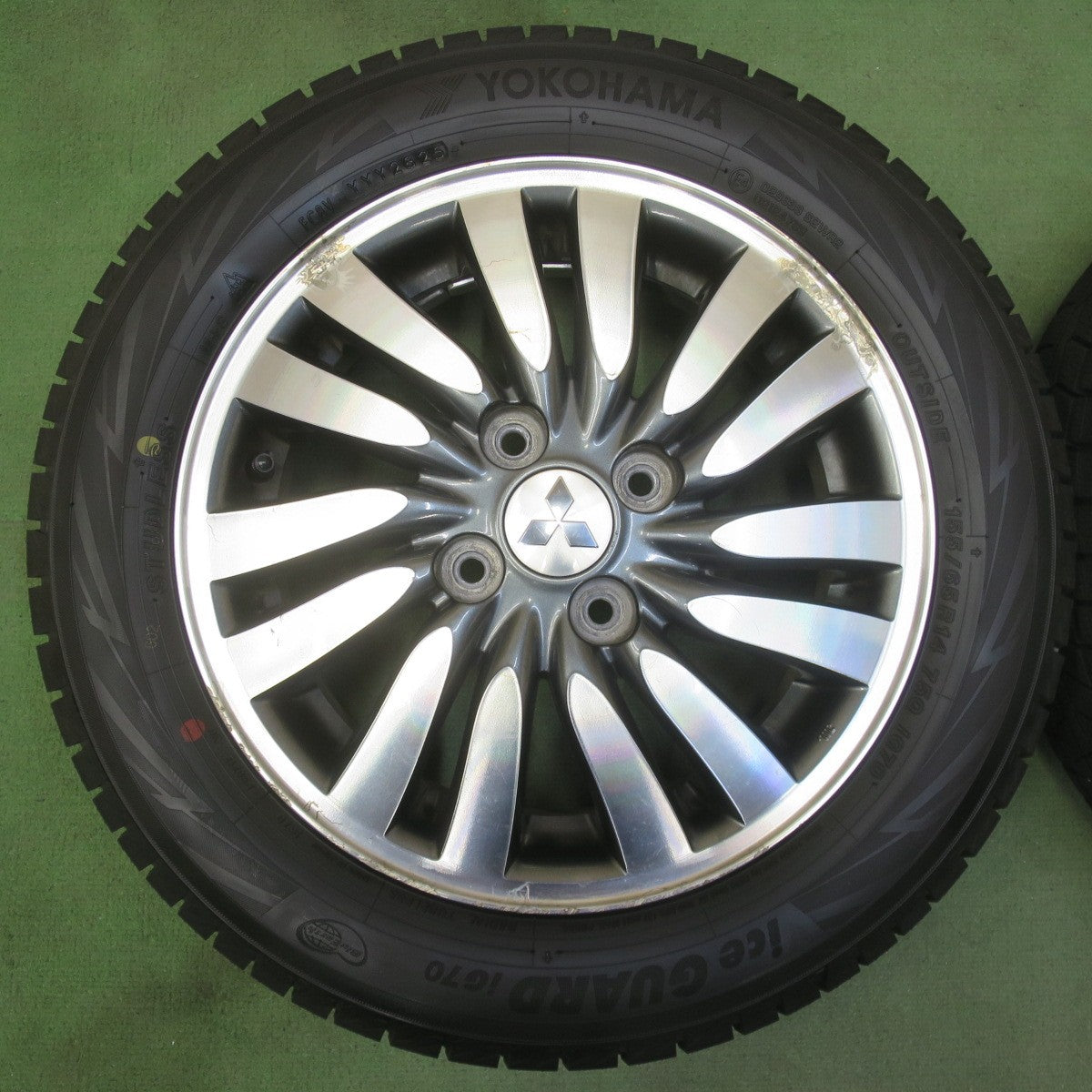 ほぼ未使用！25年◎三菱 デリカ D:2 純正 155/65R14 スタッドレス ヨコハマ アイスガード iG70 14インチ D2 PCD100/4H◎6072203イス