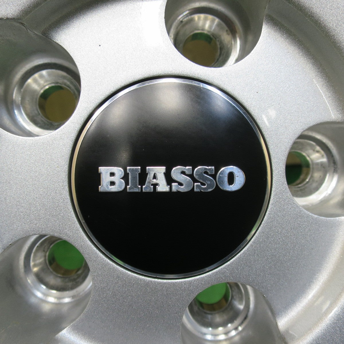 [送料無料] バリ溝！8分★ボルボ 等 BIASSO 215/55R17 スタッドレス ヨコハマ アイスガード iG50 プラス ビアッソ 17インチ PCD108/5H★4120311イス
