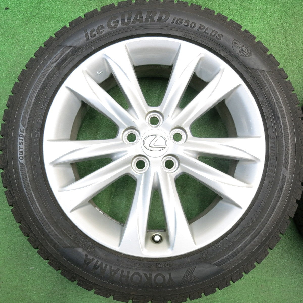 バリ溝！9.5分★レクサス CT 純正 205/55R16 スタッドレス ヨコハマ アイスガード iG50 プラス 16インチ PCD100/5H★6021502HAス