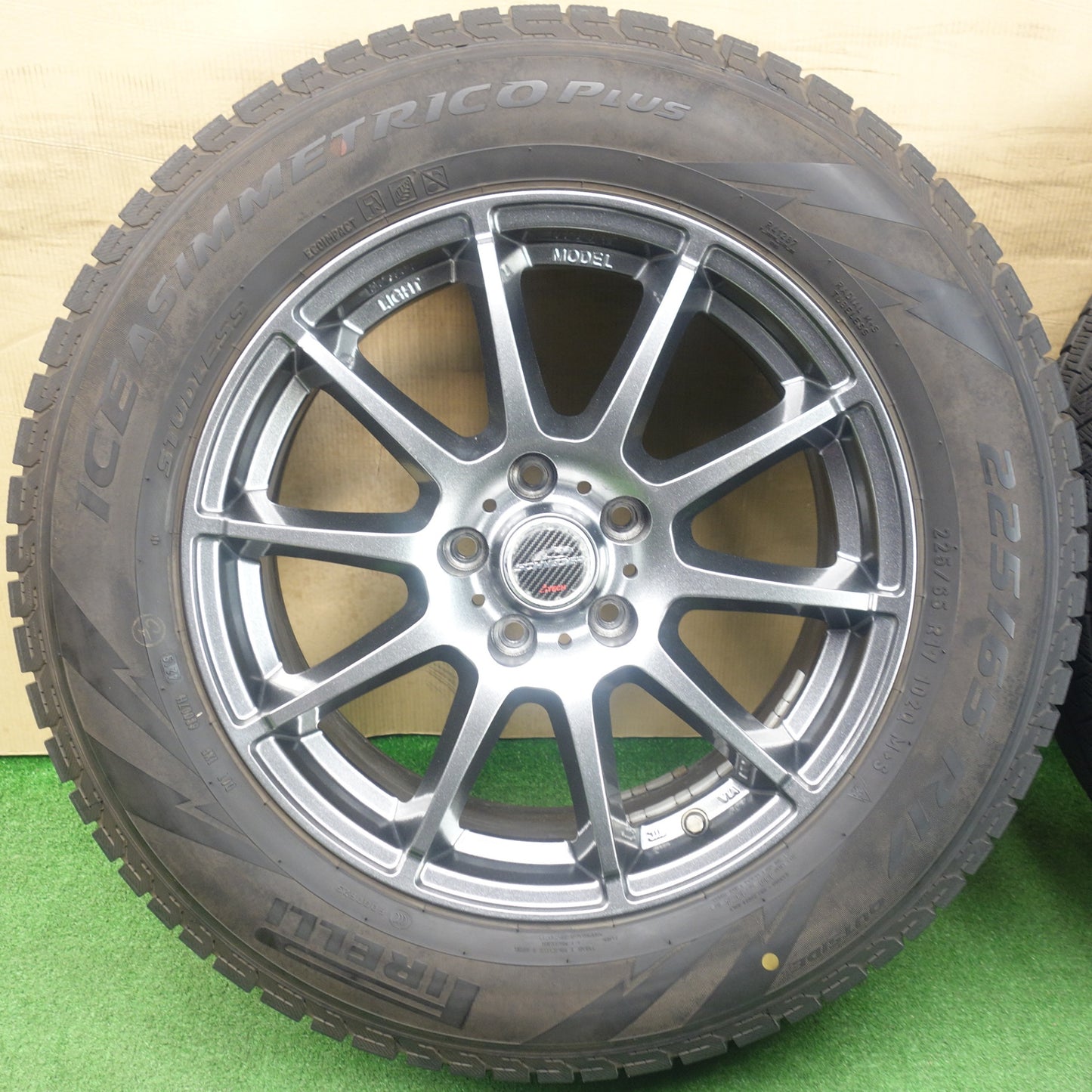 バリ溝！キレイ！9分★スタッドレス 225/65R17 ピレリ アイスアシンメトリコ プラス SCHNEIDER シュナイダー 17インチ PCD114.3/5H★6020701KTス