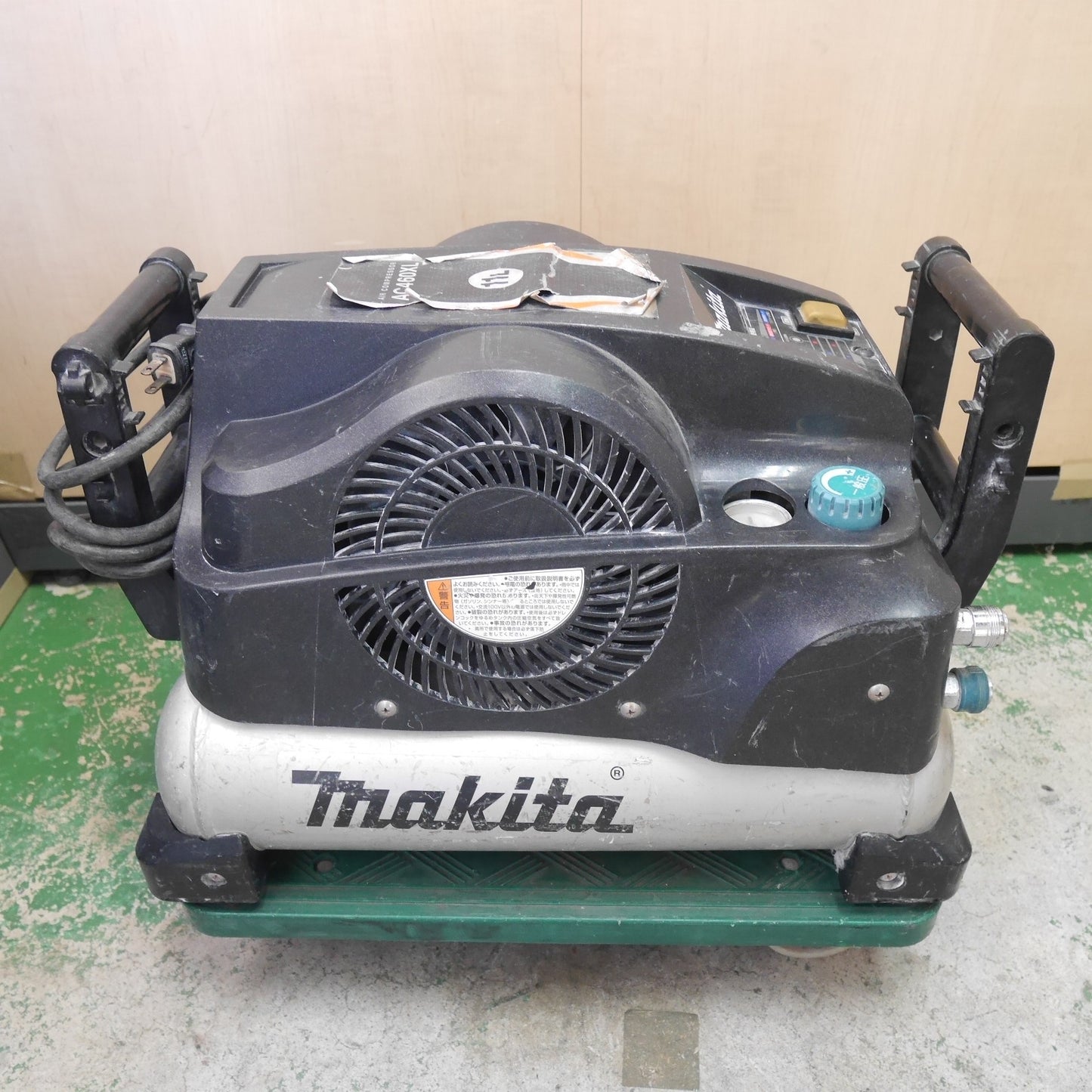 ☆マキタ エア コンプレッサー AC460XL 11L 高圧用 一般用 エアー ツール 工具 makita 100V 現状品☆ [送料無料]