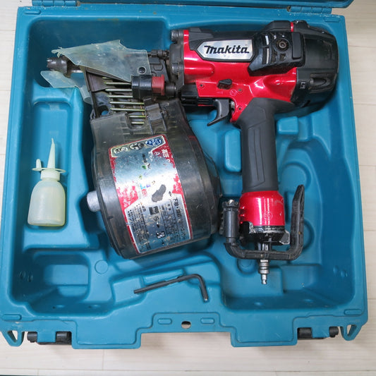 [送料無料] ☆マキタ 90mm 高圧 エア 釘打 AN935H エアー ツール 工具 makita 釘打機 釘打ち機☆