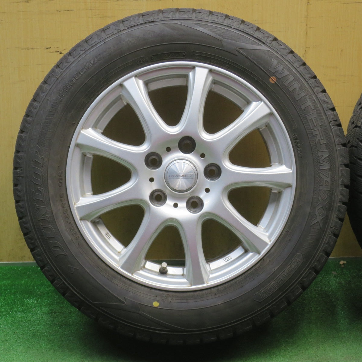 バリ溝！9分★スタッドレス 195/65R15 ダンロップ ウインターマックス WM02 DUFACT デュファクト 15インチ PCD114.3/5H★6042201NJス