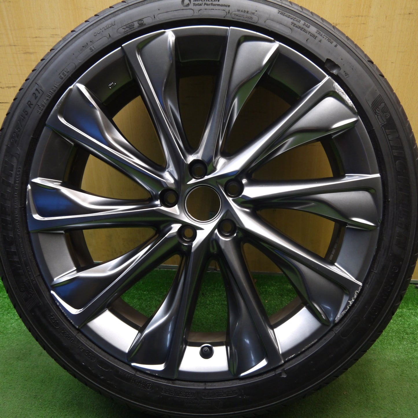 1本価格！23年★トヨタ クラウン クロスオーバー 純正 225/45R21 ミシュラン e・PRIMACY eプライマシー 21インチ PCD114.3/5H★6033111Hノ