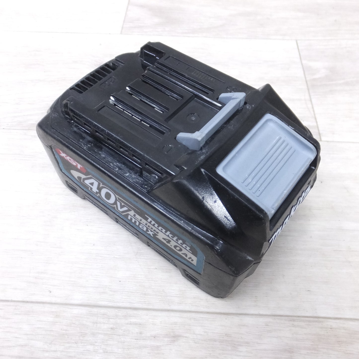 [送料無料] ◆makita マキタ Li-on リチウムイオンバッテリー BL4040 DC40V(max) 4.0Ah 144Wh 電動工具◆