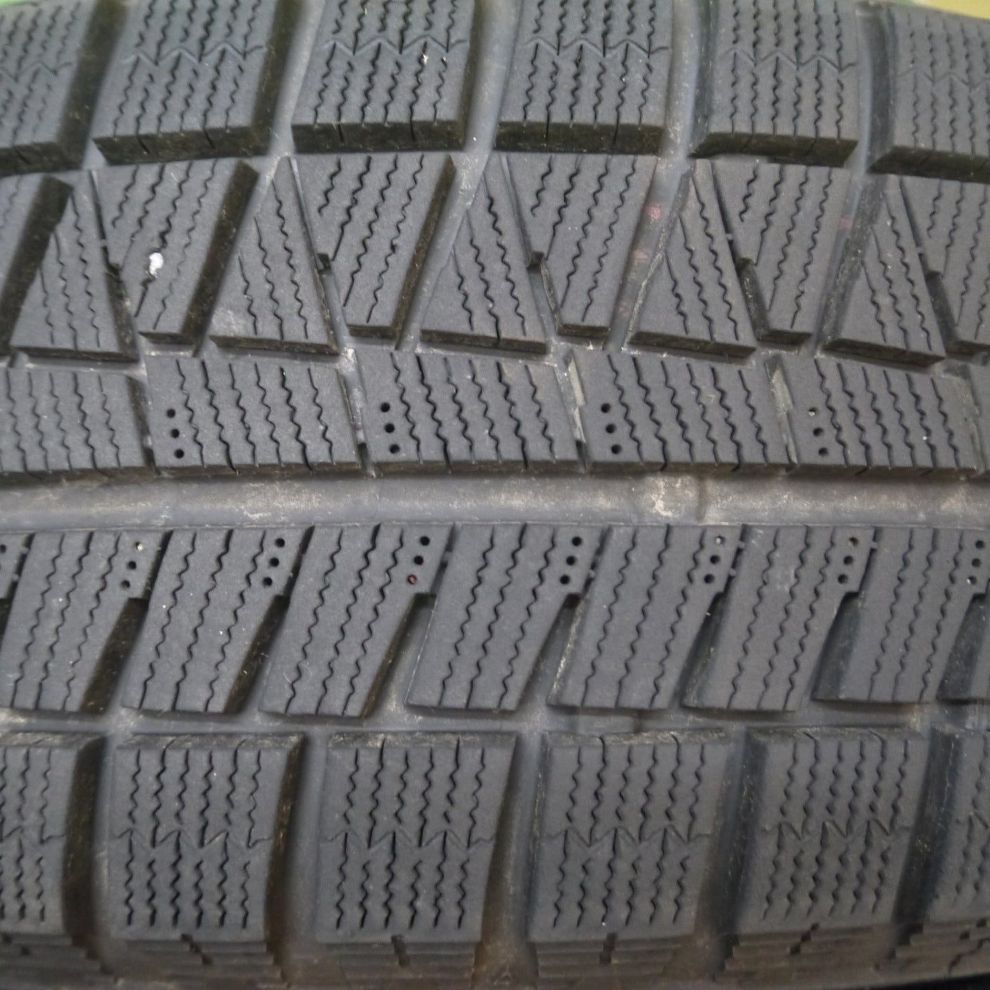 [送料無料] バリ溝！22年！9.5分★スタッドレス 195/65R15 ブリヂストン アイスパートナー2 ROZEST ローゼスト 15インチ PCD114.3/5H★4112011Hス