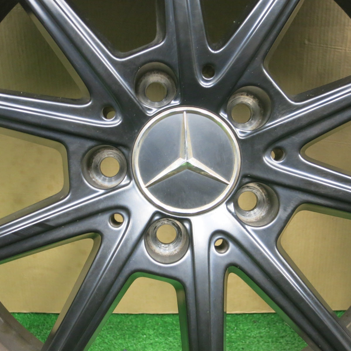 バリ溝！9.5分以上★ベンツ X247 GLBクラス 純正 215/60R18 スタッドレス ヨコハマ アイスガード iG70 18インチ PCD112/5H★6013102NKス