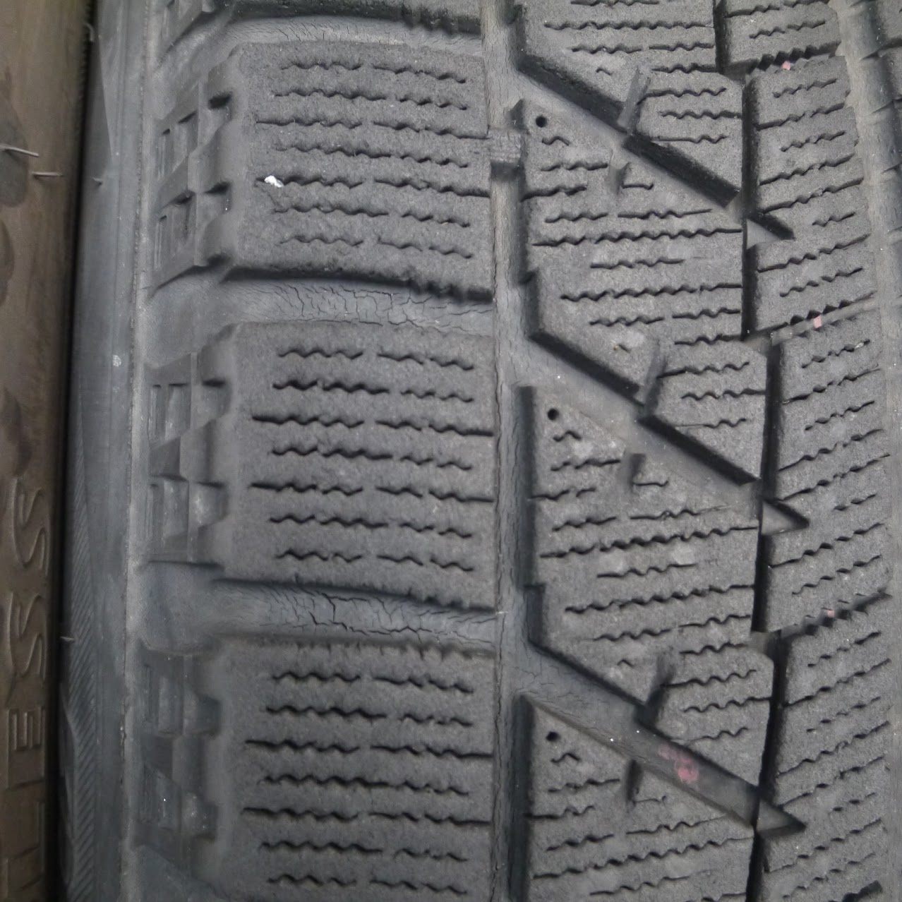 [送料無料] 4本価格★プリウス等 195/65R15 スタッドレス ブリヂストン VRX DEEP IMPACT WZ-8 ディープインパクト PCD100/5H★4100203Hス