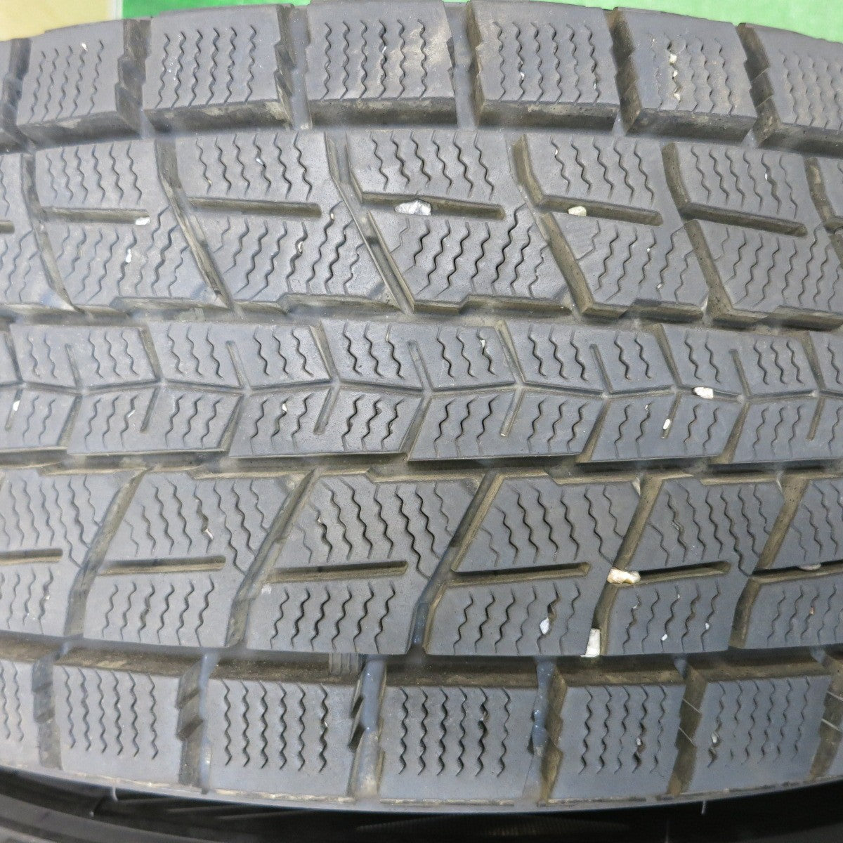 バリ溝！9.5分★スタッドレス 215/60R17 ダンロップ ウインターマックス SJ8 SJ8+ Fang ファング 17インチ PCD114.3/5H★6010805HAス