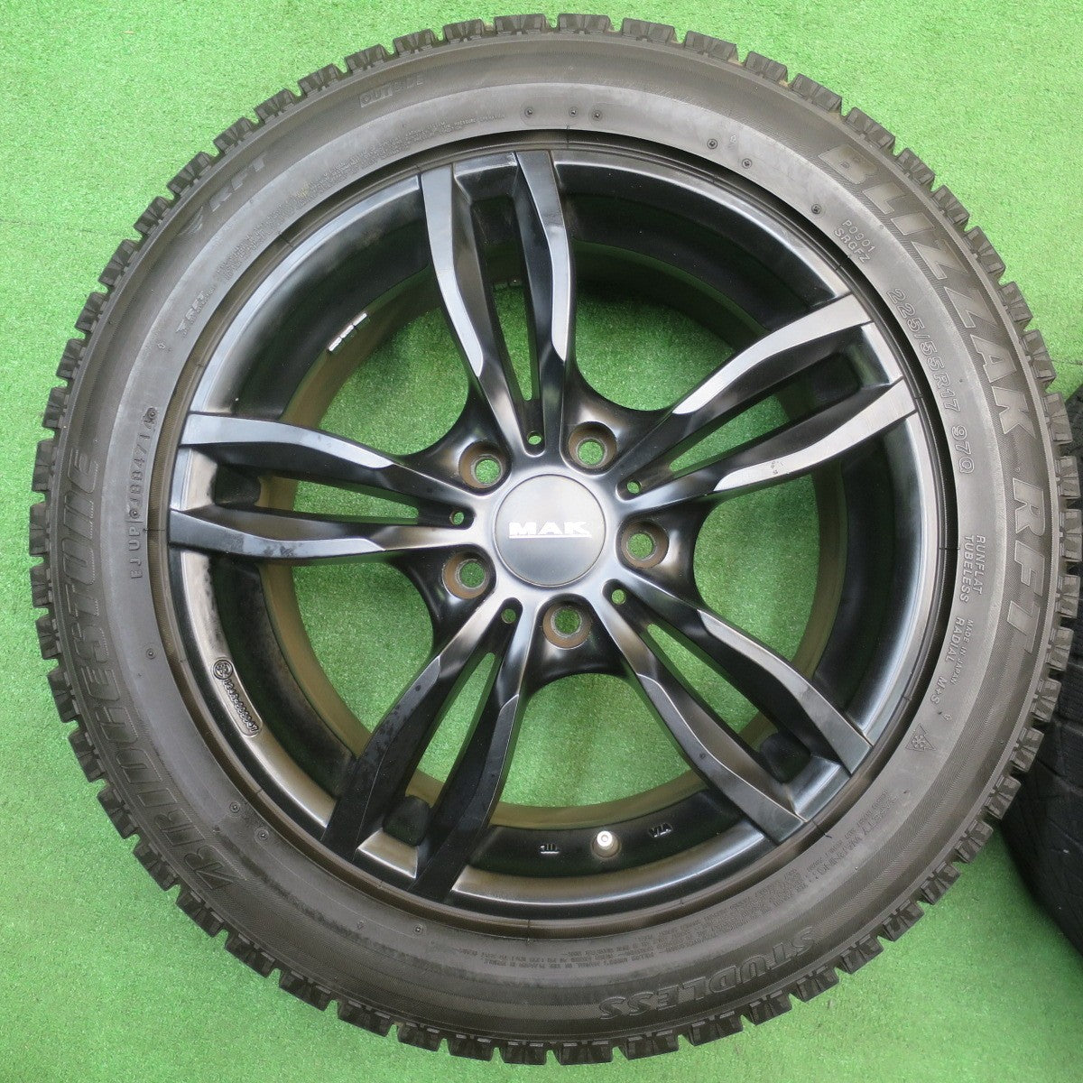 4本価格★BMW 等 MAK LUFT 225/55R17 スタッドレス ブリヂストン ブリザック RFT ルフト 17インチ PCD120/5H★5112402NJス