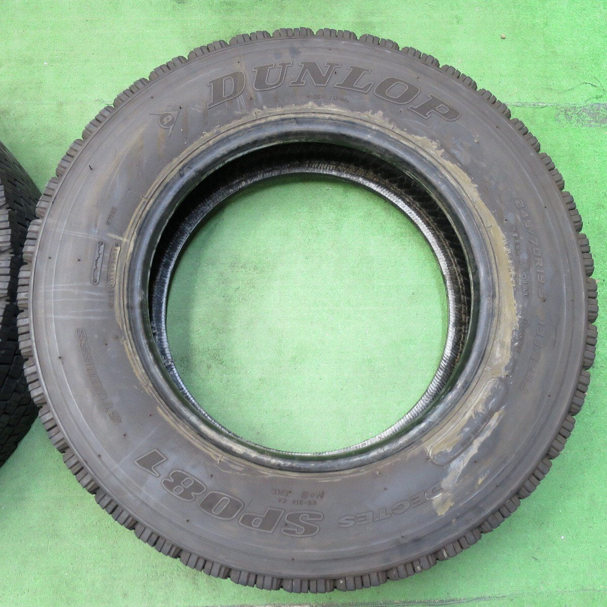 4本 23年★トラック タイヤ 245/70R19.5 136/134J スタッドレス ダンロップ デクテス SP081 DECTES 19.5インチ★5010612イスタ