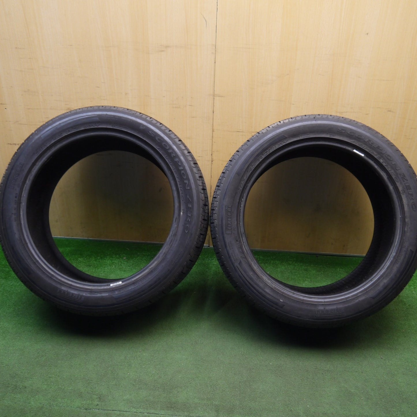 バリ溝！9.5分！2本★285/45R21 ピレリ スコーピオン ゼロ アシンメトリコ SCORPION ZERO 21インチ タイヤ ベンツ Gクラス ゲレンデ 等★6032506Hノタ