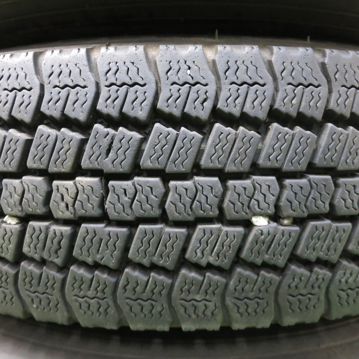 4本★トラック 205/80R17.5 スタッドレス トーヨー デルベックス M934 TOPY スチール 115-9CS PCD222.25/6H★5030502ナス